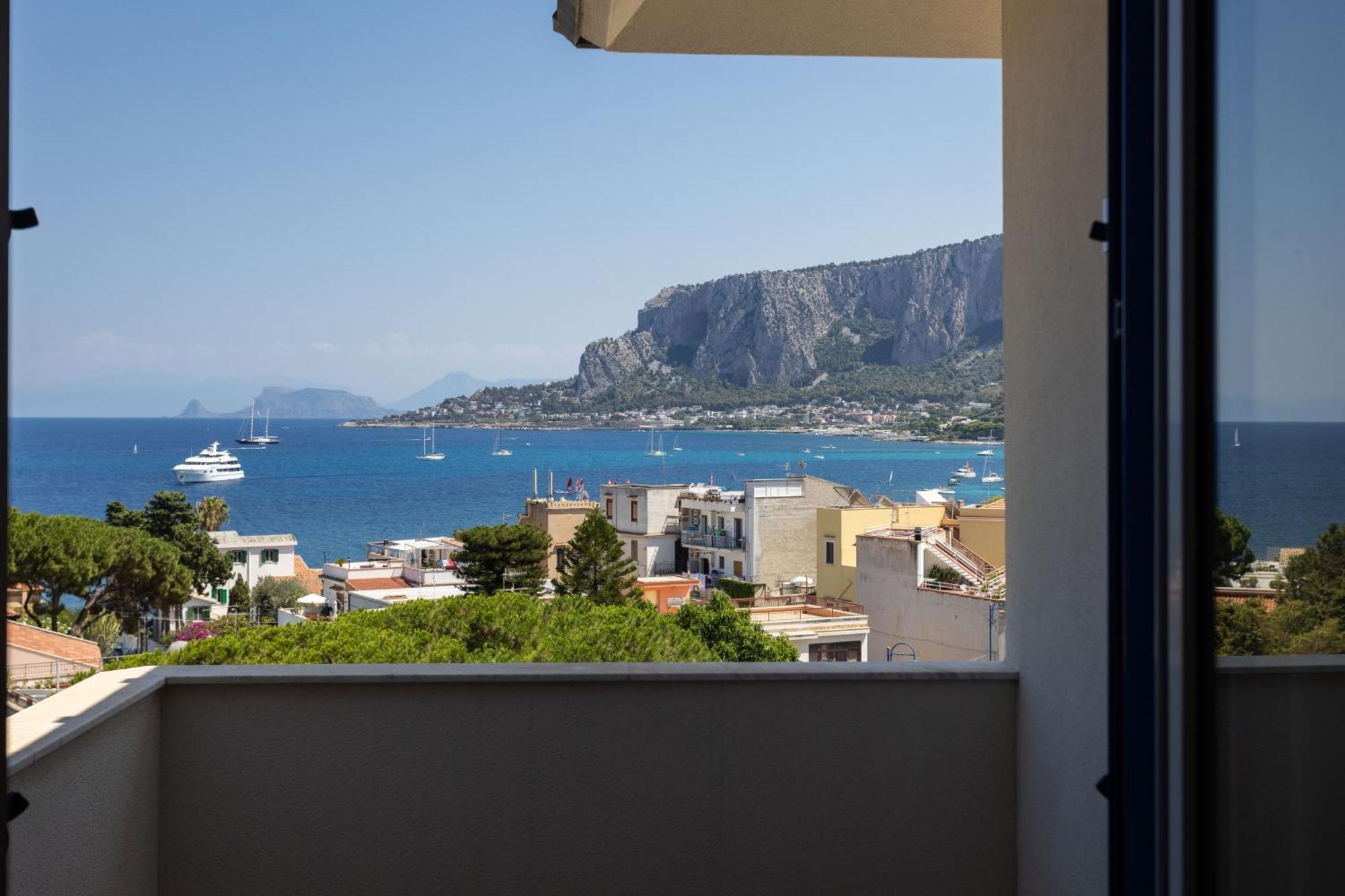 Mondello Glam Hotel & Terrace Exterior photo
