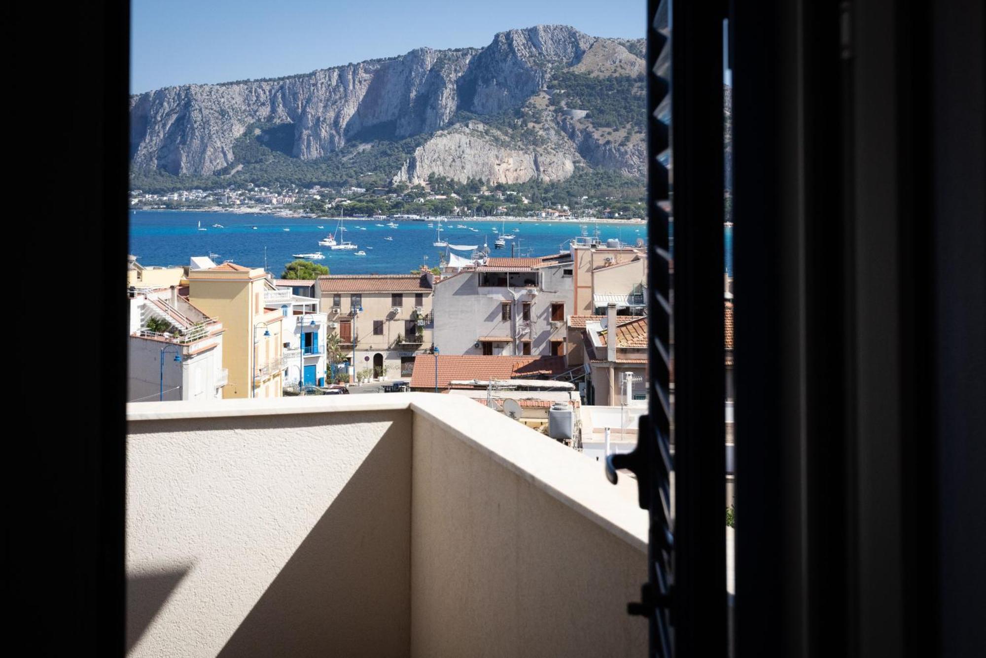 Mondello Glam Hotel & Terrace Exterior photo