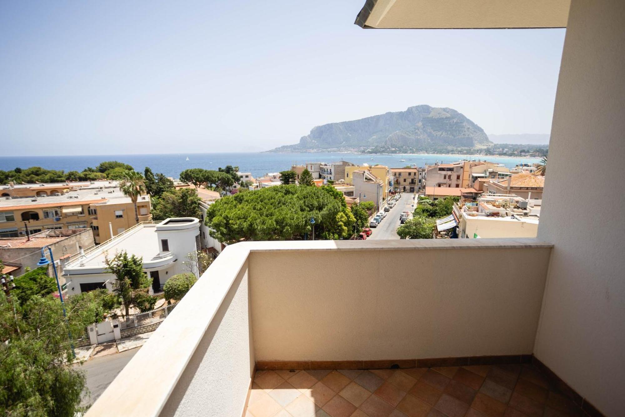 Mondello Glam Hotel & Terrace Exterior photo